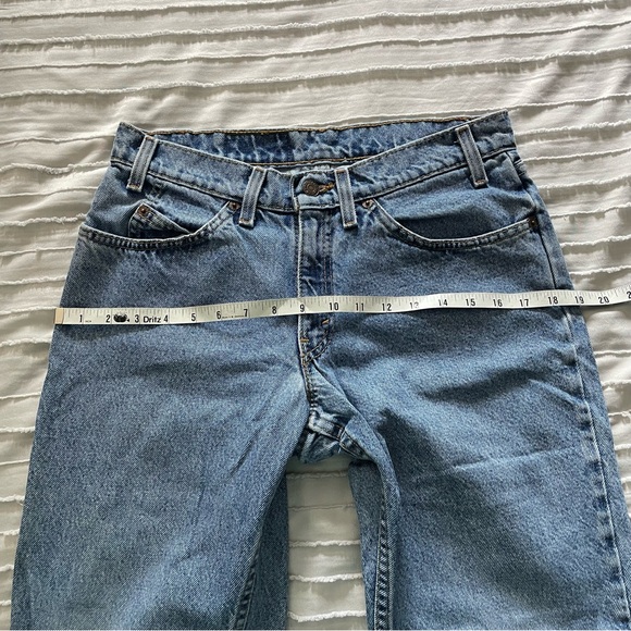 Vintage Levi’s 550 High Waist Waist fit Jeans - Picture 7 of 9